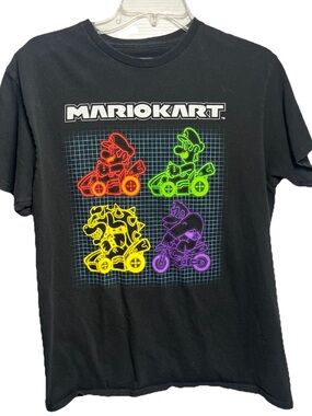 Mario Kart T-Shirt Size Medium Mens